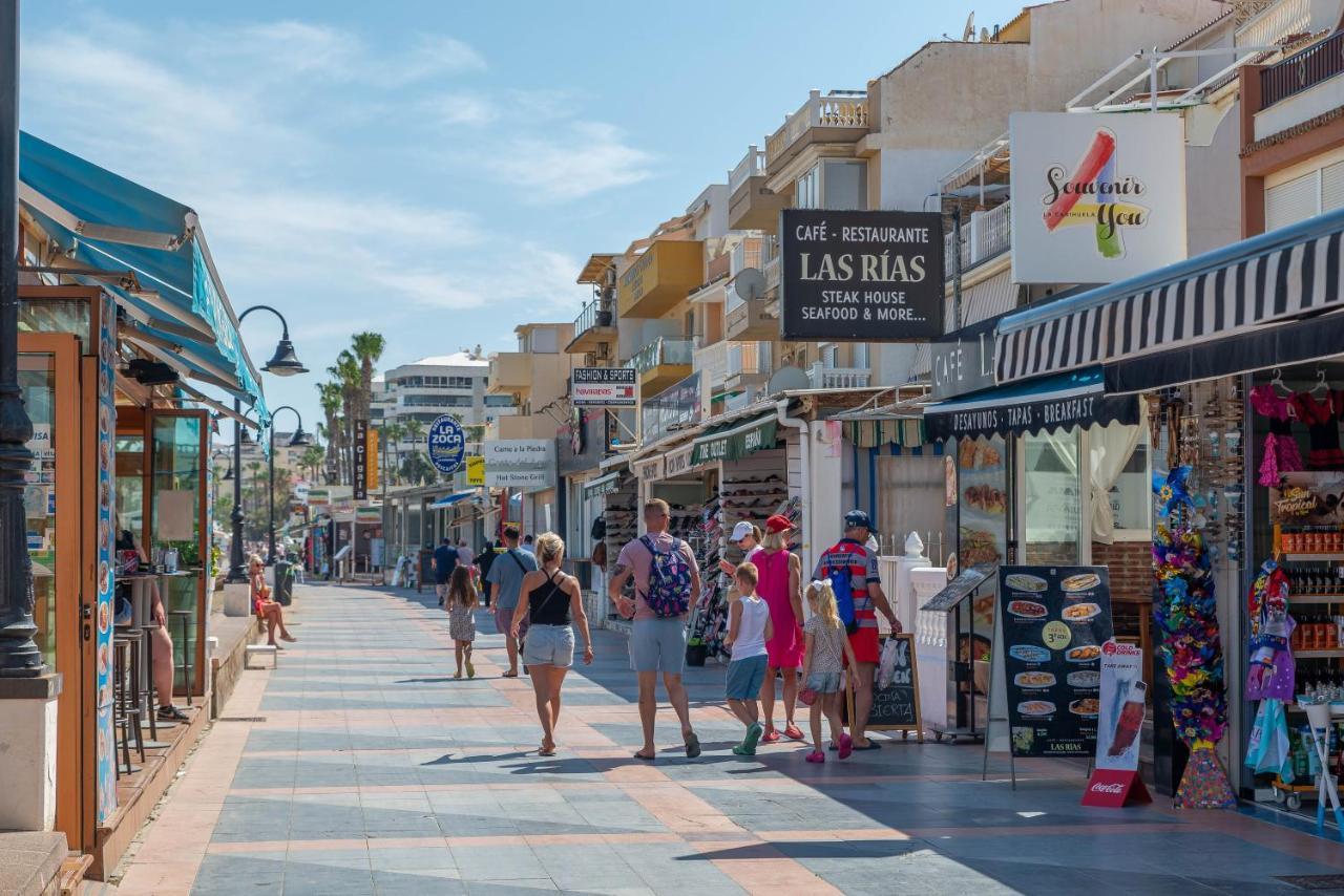 Homeforguest Bright Studio In La Carihuela Near The Beach Torremolinos Eksteriør billede