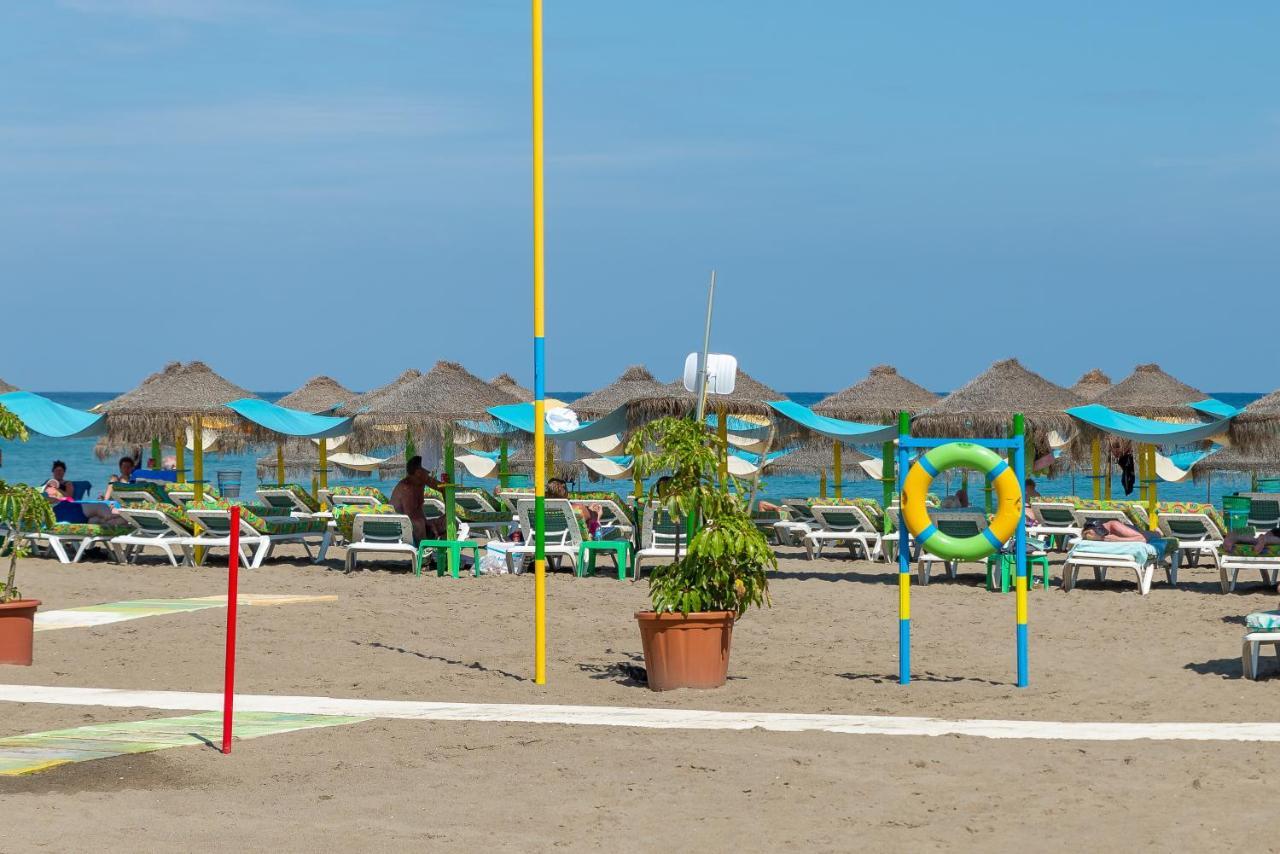 Homeforguest Bright Studio In La Carihuela Near The Beach Torremolinos Eksteriør billede